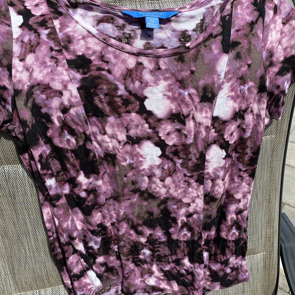 Vera Wang Top